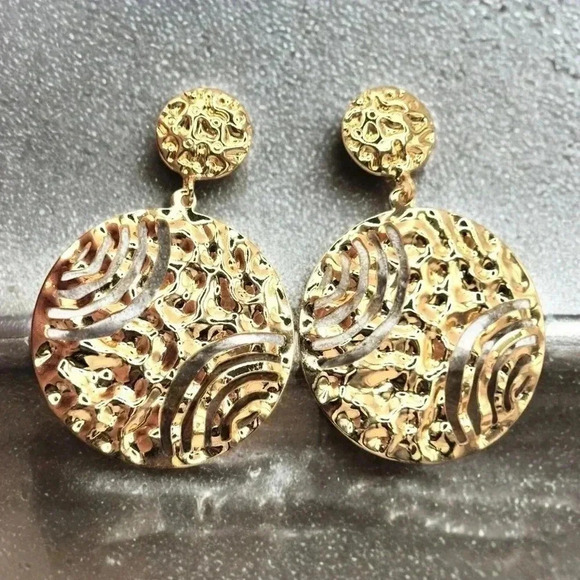🆕️Radiant Golden Round Hollow Elegant Party Shiny Fashion Trendy Earrings - Picture 1 of 10